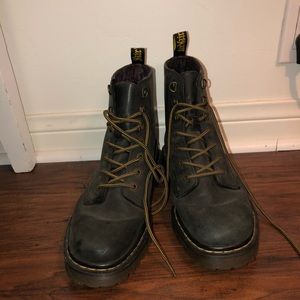 Dr. Martens 1460 Crazy Horse Charcoal Black